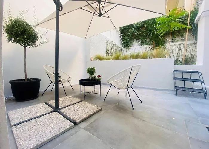 Luxury Apartment Near Lycabettus